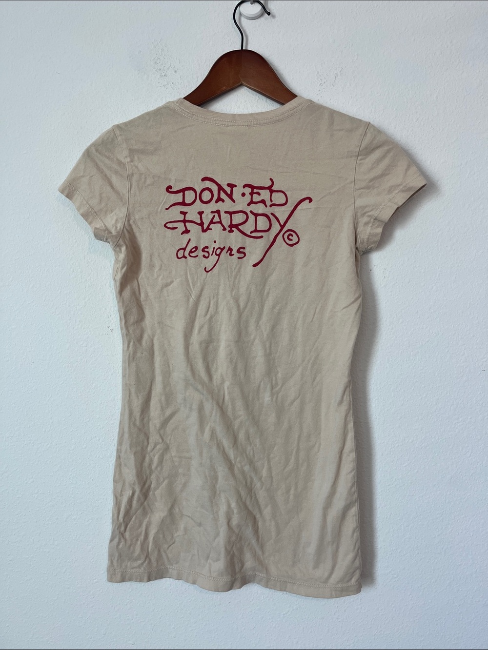 Ed Hardy Beige Y2K Graphic Tee with Native Portrait - Picture 3 of 3